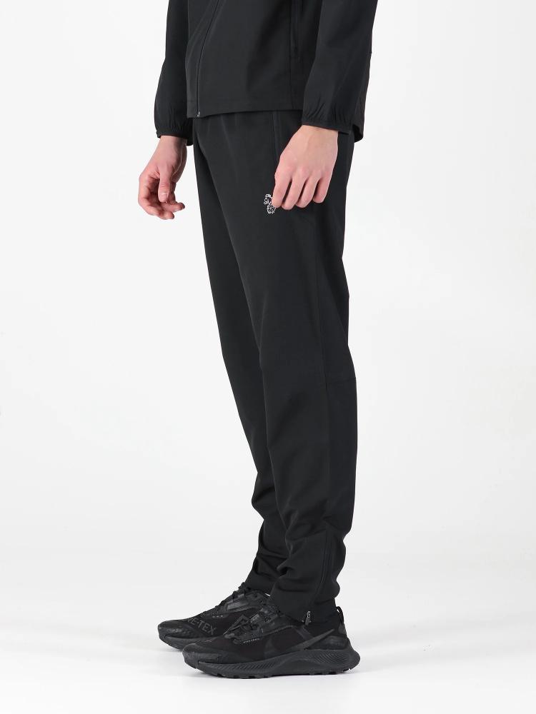 Luke Est 1977 BEACONS PERFORMANCE JOGGERS -BLACK